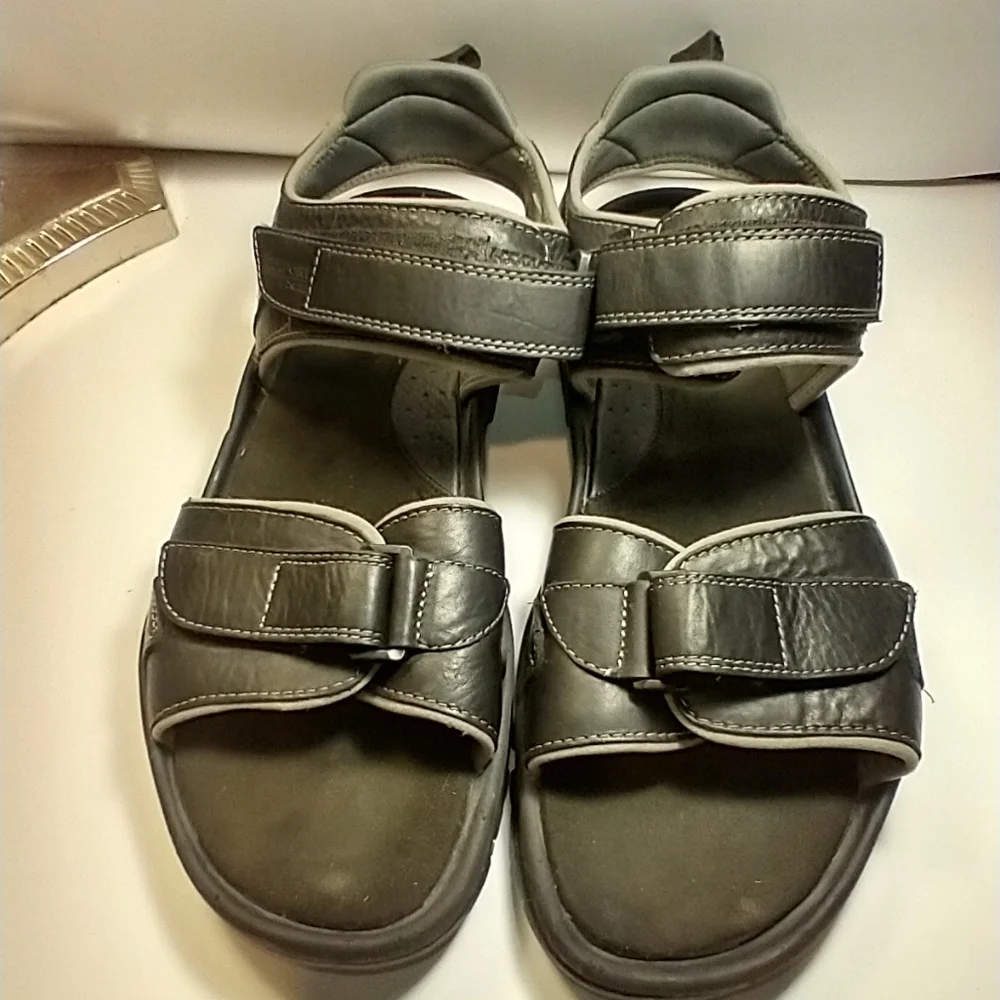 Rockport XCS Black Adjustable Sandals Men's sz 13M.